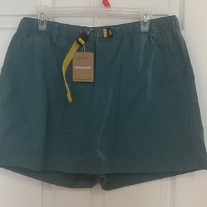 NWT Patagonia Women’s outdoor everyday skort - Large wetland blue